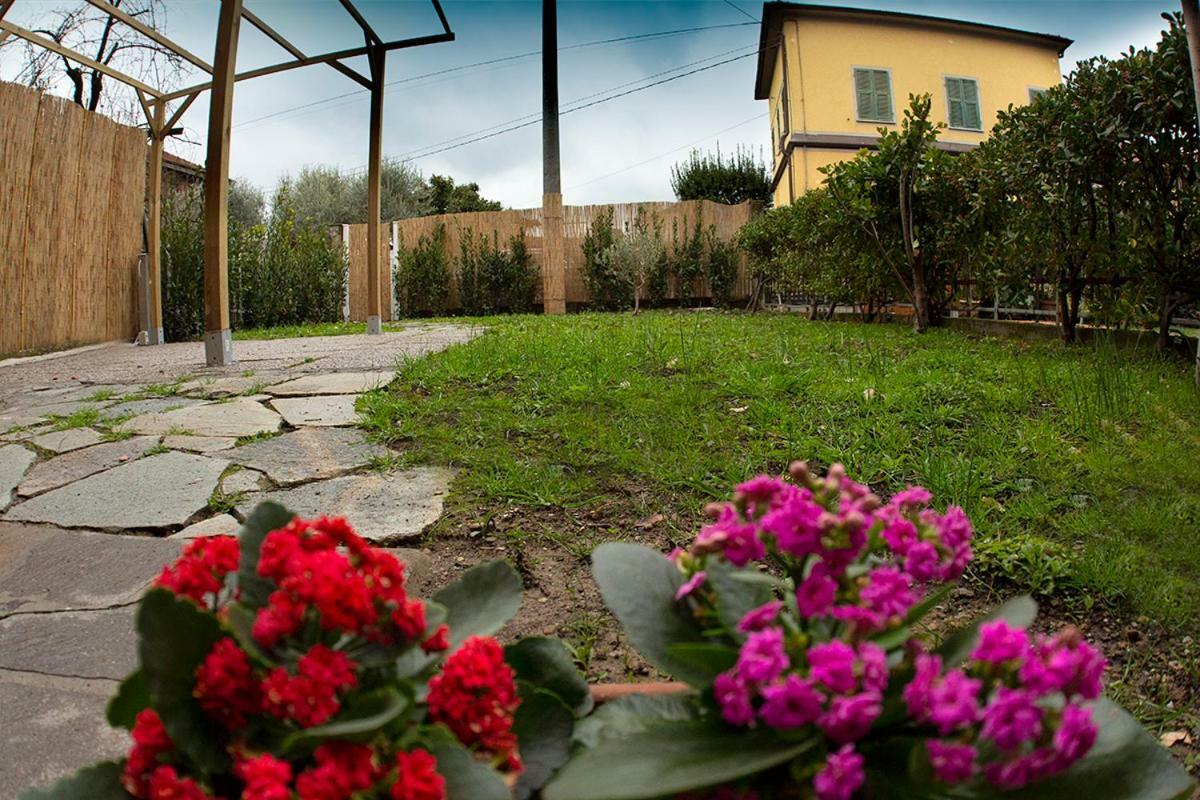 Casalou' Apartment ซาร์ซานา ภายนอก รูปภาพ