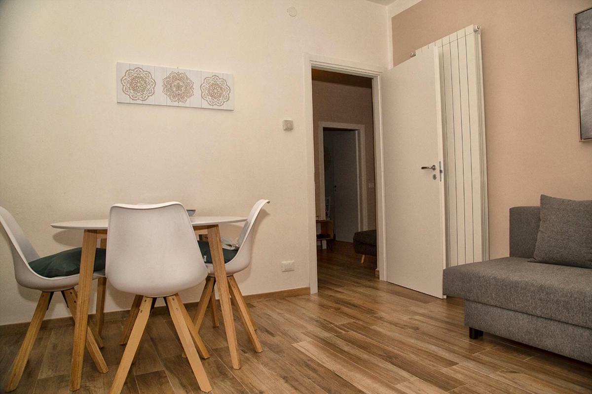 Casalou' Apartment ซาร์ซานา ภายนอก รูปภาพ